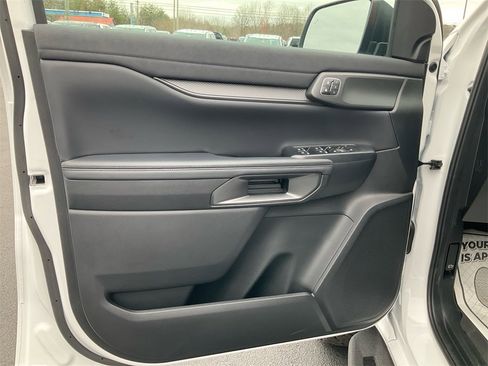 New 2025 Ford Ranger Raptor image 17