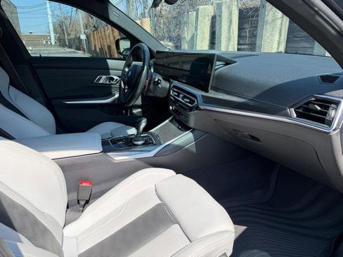 Used 2023 BMW M3 Competition w/ M Carbon Exterior Package image 25