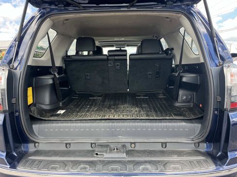 Used 2017 Toyota 4Runner Limited AWD/4WD image 22