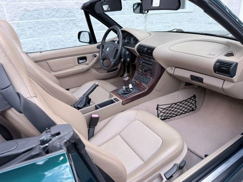Used 1999 BMW Z3 2.5i RWD image 35