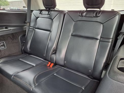 Certified 2025 Lincoln Aviator 2WD image 6