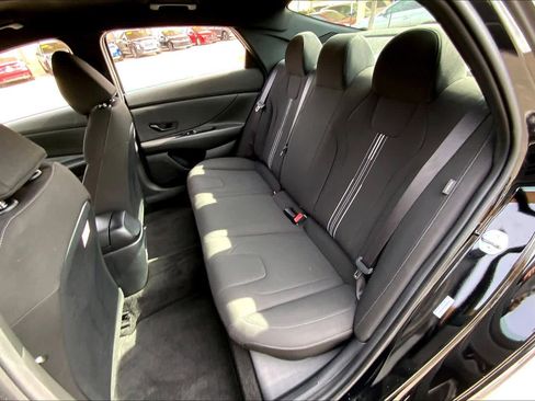 Used 2025 Hyundai Elantra Sport image 20
