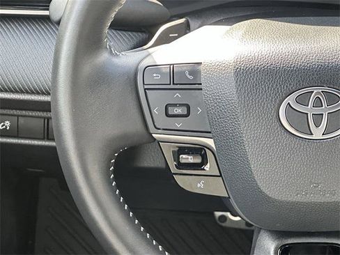 Certified 2025 Toyota Camry SE image 12