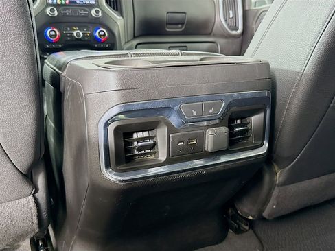 Used 2022 GMC Sierra 3500 Denali w/ Denali Ultimate Package AWD/4WD image 30