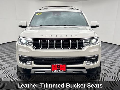 Used 2022 Jeep Wagoneer Series II AWD/4WD image 14