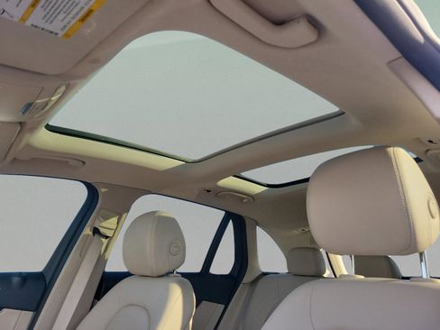 Certified 2022 Mercedes-Benz GLC 300 image 32