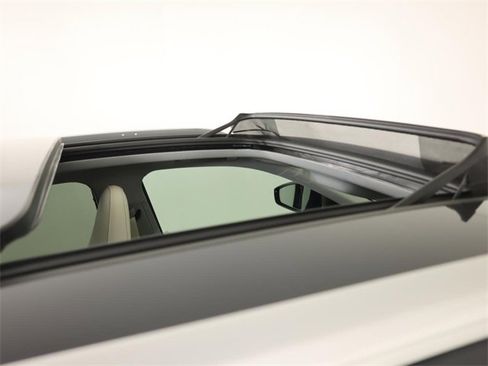 New 2025 Audi Q5 Premium Plus image 23