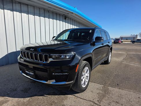 Used 2022 Jeep Grand Cherokee L Limited image 2