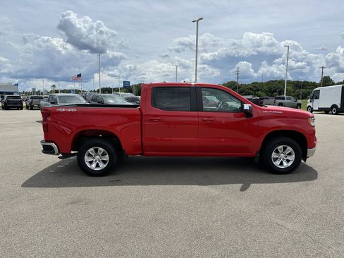 Used 2025 Chevrolet Silverado 1500 LT AWD/4WD image 11