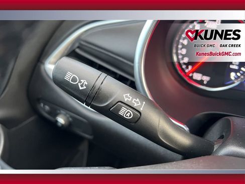 Used 2024 Chevrolet Malibu LT FWD image 15