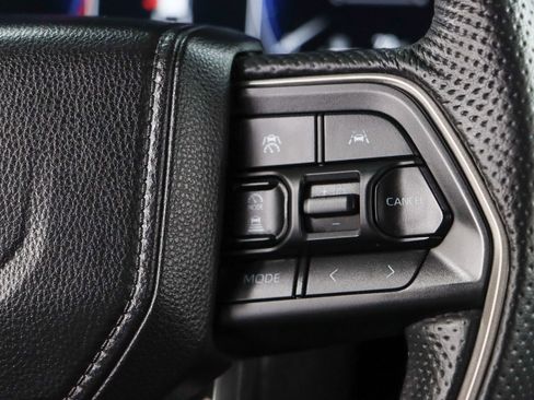 Used 2025 Toyota Tacoma TRD Off-Road AWD/4WD image 15