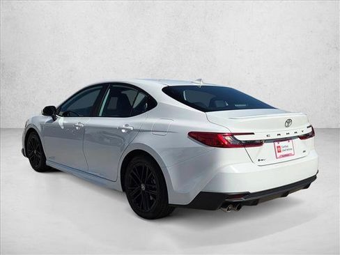Certified 2025 Toyota Camry SE FWD image 8
