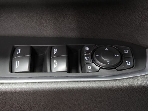 Used 2024 GMC Sierra 2500 SLT w/ SLT Convenience Package image 22