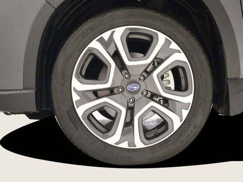 Used 2024 Subaru Ascent Touring image 9