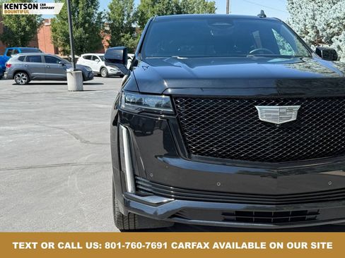 Used 2023 Cadillac Escalade Sport image 14