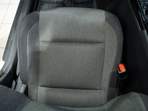 Used 2025 Toyota Camry LE image 26