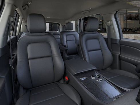 New 2026 Lincoln Aviator Premiere image 10