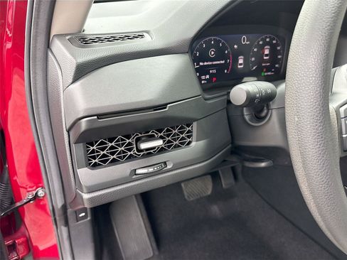 Certified 2026 Honda Accord SE image 11