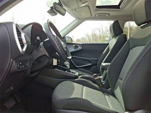 Used 2021 Kia Soul GT-Line image 13
