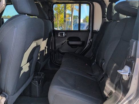 Certified 2021 Jeep Gladiator Sport image 14