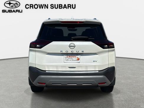 Used 2023 Nissan Rogue SV w/ SV Premium B Package FWD image 5