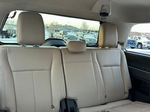 Used 2022 Ford Expedition XLT image 48