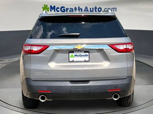 Used 2018 Chevrolet Traverse LT AWD/4WD image 6