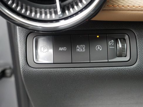 New 2026 Chevrolet Equinox ACTIV image 11