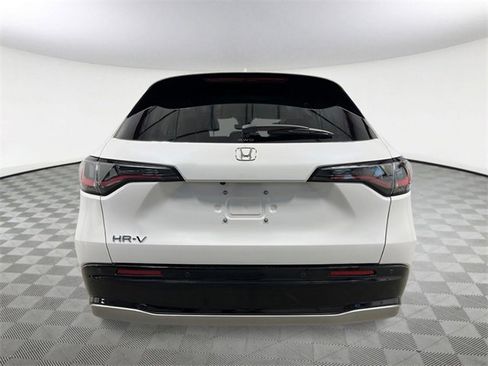 New 2026 Honda HR-V EX-L image 4