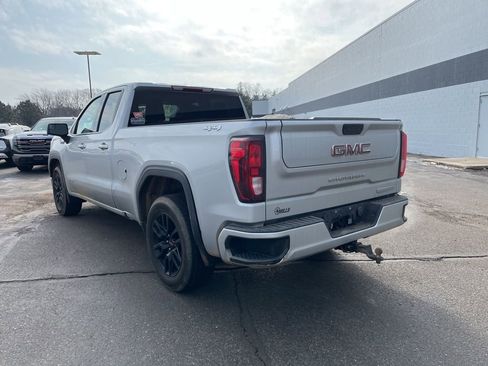 Used 2022 GMC Sierra 1500 Elevation image 3