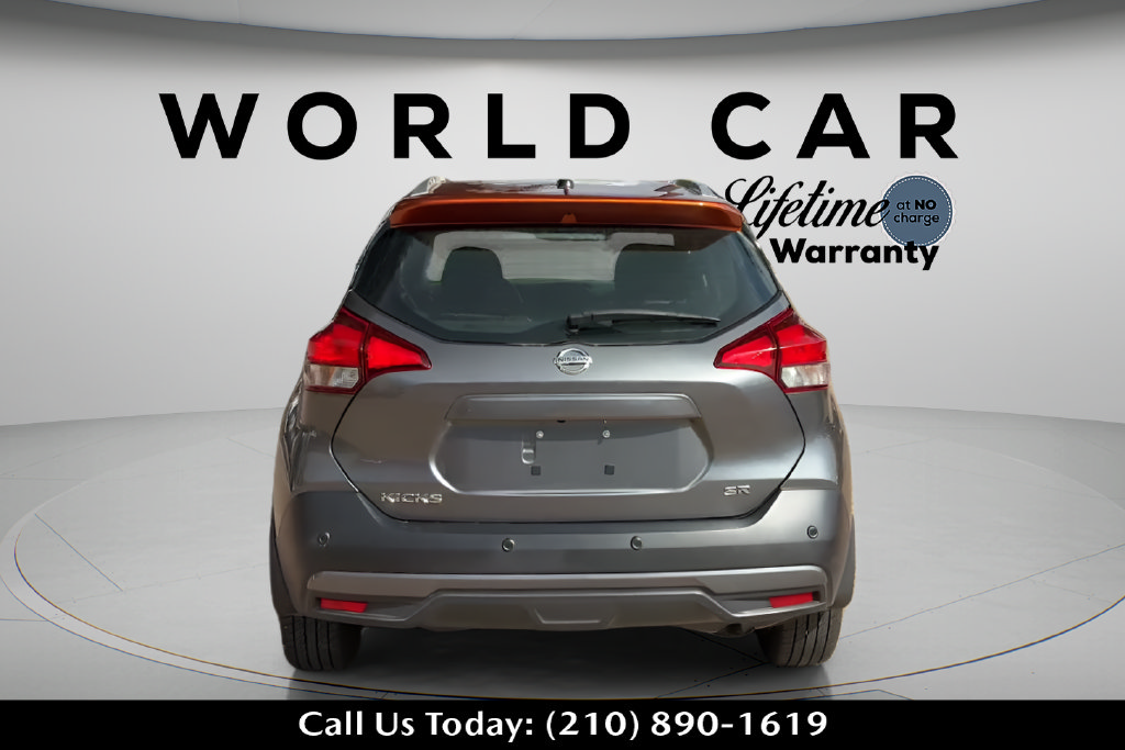 Used 2020 Nissan Kicks SR FWD image 6