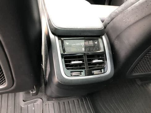 Used 2022 Volvo XC90 T6 Inscription w/ Advanced Package AWD/4WD image 36