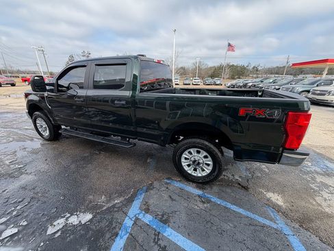 Used 2021 Ford F250 XL w/ STX Appearance Package image 5