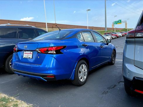 Certified 2024 Nissan Versa S w/ Trunk Package FWD image 4