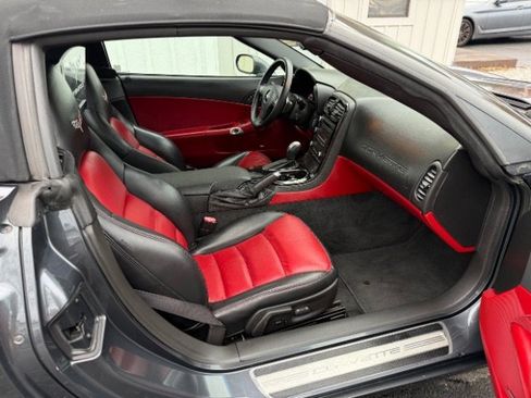 Used 2009 Chevrolet Corvette Convertible w/ Preferred Equipment Group image 6