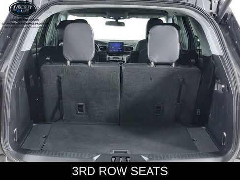 Used 2023 Ford Explorer XLT w/ Equipment Group 202A AWD/4WD image 14