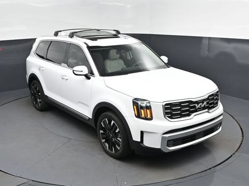 Used 2024 Kia Telluride SX w/ Towing Package FWD image 1