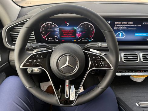 New 2026 Mercedes-Benz GLE 350 4MATIC image 9
