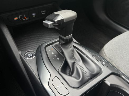 Used 2025 Kia K4 FWD image 38