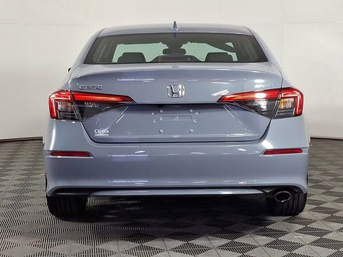 Used 2023 Honda Civic Sport image 8