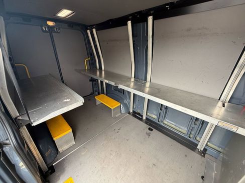 Used 2018 Mercedes-Benz Sprinter 2500 image 18