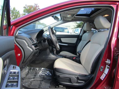 Used 2016 Subaru Crosstrek 2.0i Limited image 9