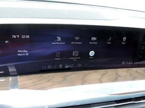 Certified 2026 Cadillac Escalade Platinum Sport image 25