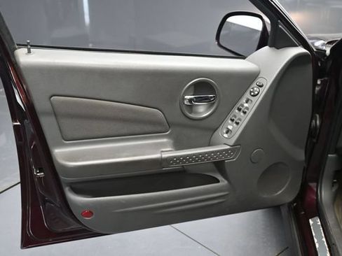Used 2005 Pontiac Grand Prix GXP w/ Premium Audio Package FWD image 10