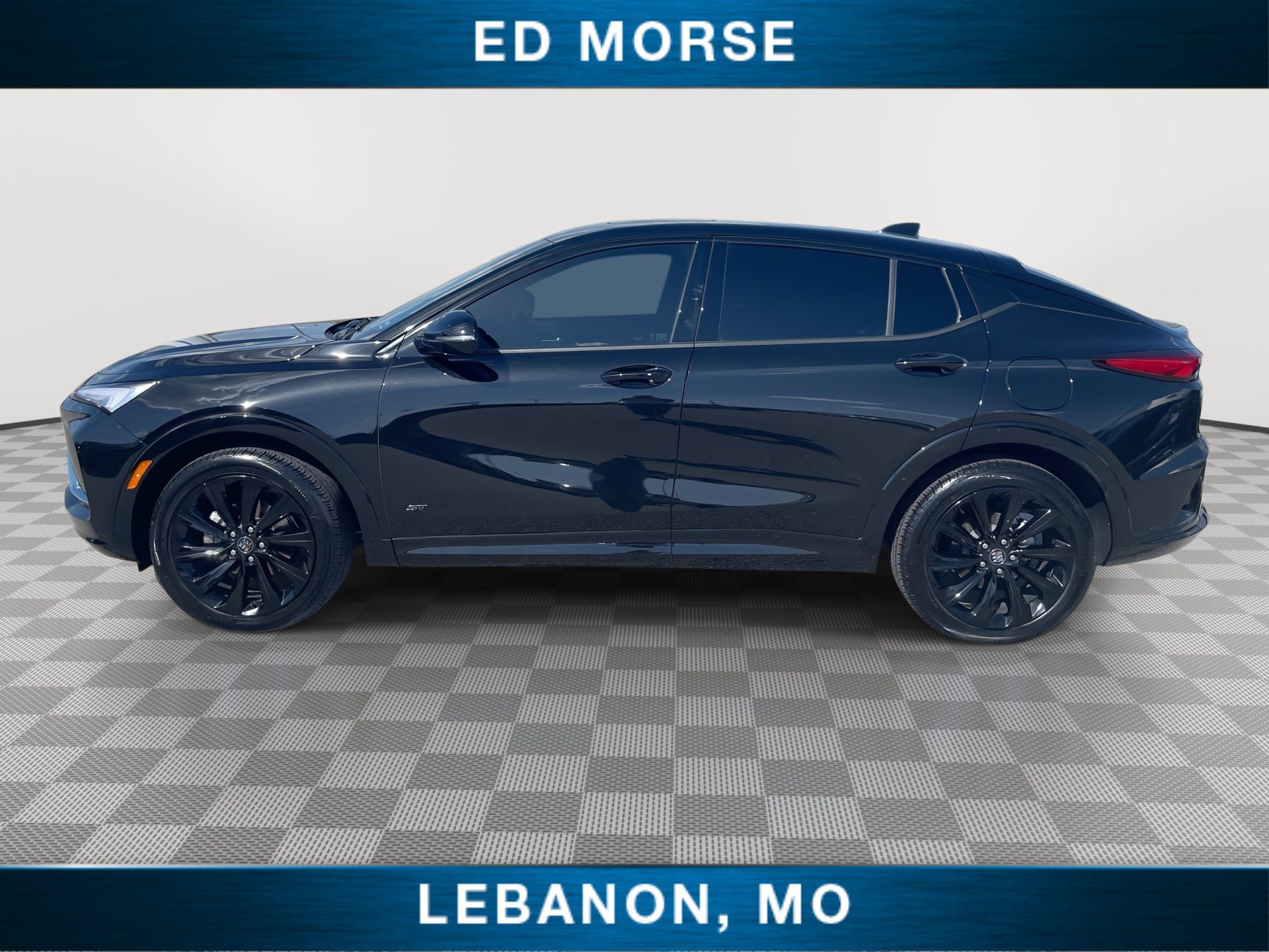 Used 2025 Buick Envista Sport Touring w/ Experience Buick Package FWD image 5
