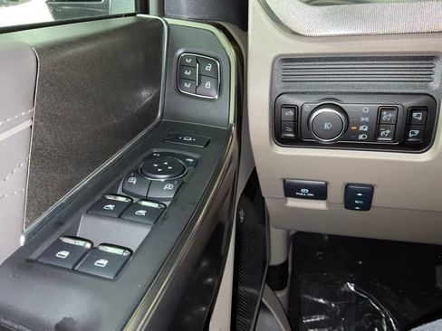 New 2026 Ford F250 Platinum w/ Platinum Plus Package AWD/4WD image 21