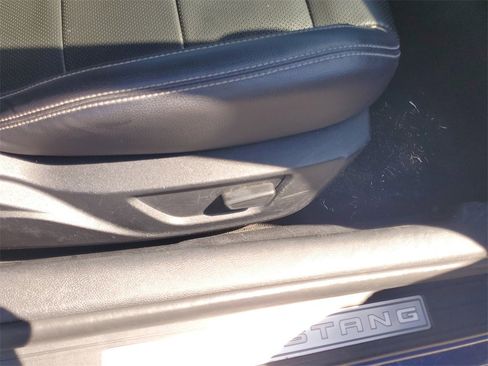 Used 2022 Ford Mustang Premium image 30