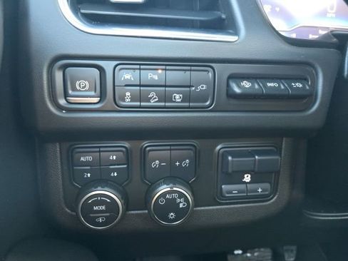 Used 2022 Chevrolet Tahoe High Country image 26