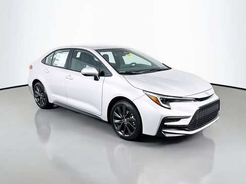 Certified 2026 Toyota Corolla SE FWD image 3