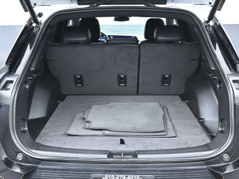 Used 2025 Chevrolet Equinox EV LT w/ Convenience Package AWD/4WD image 13